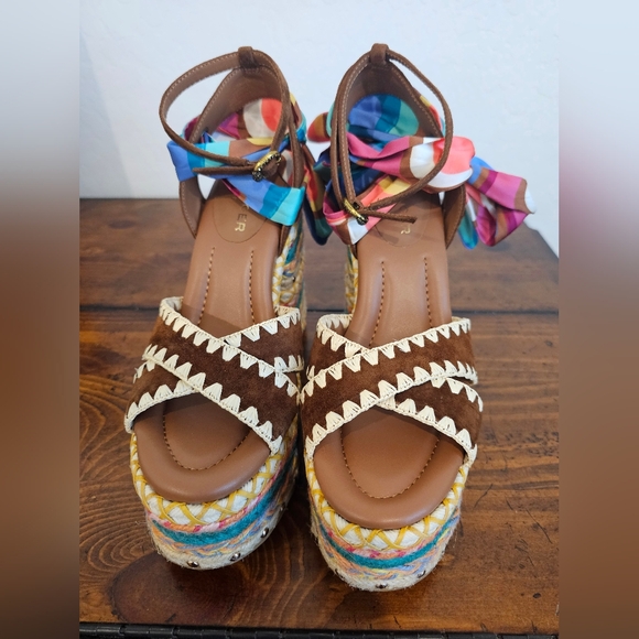 NWOB Kurt Geiger Multicolor Platform Sandals with Brown Accents European Size 39 - Picture 5 of 11